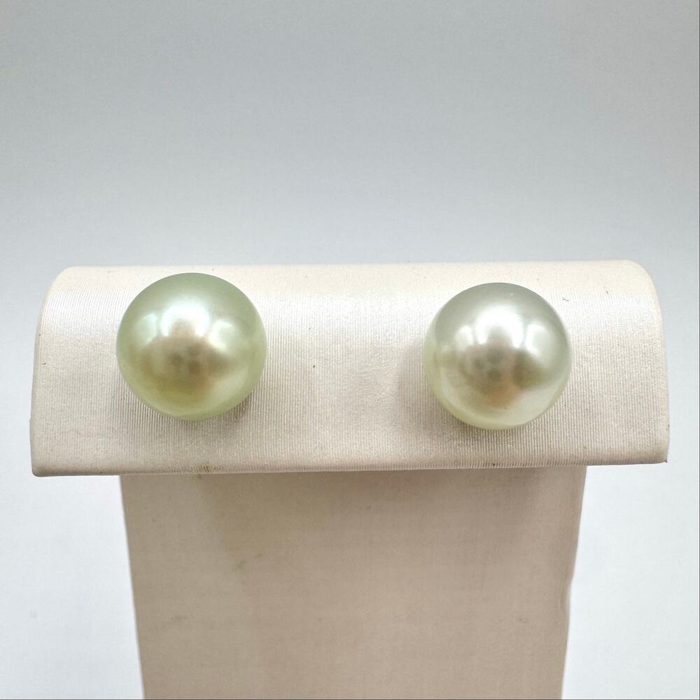 Signed Honora Mint Green Pearl Stud Earrings 925 Sterling Silver 8mm Mermaidcore